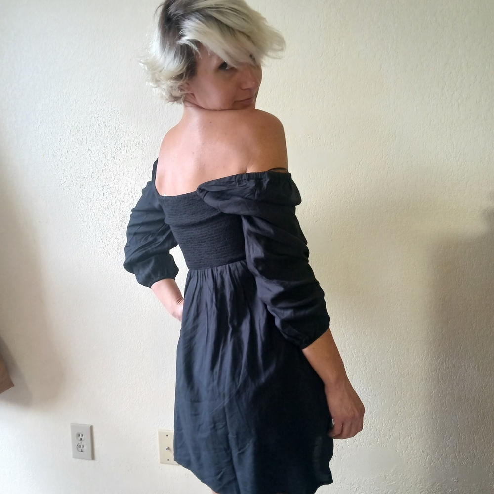 GAP Black Off-Shoulder Puff Sleeve Mini Dress